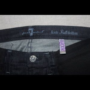 7 for All Mankind Lexie Petite Bellbottom Sz 31